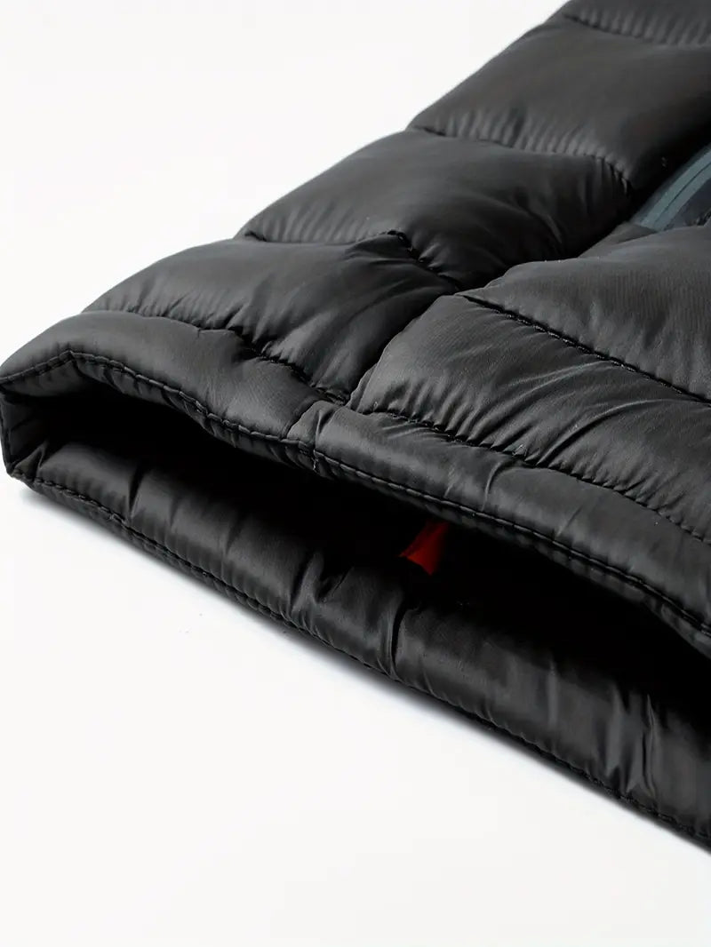 Andřej – Veste élégante pour homme avec capuche