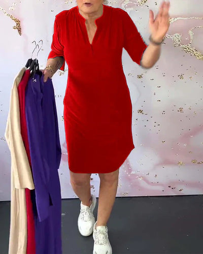 Hanneke™ | Robe unie avec décolleté en V