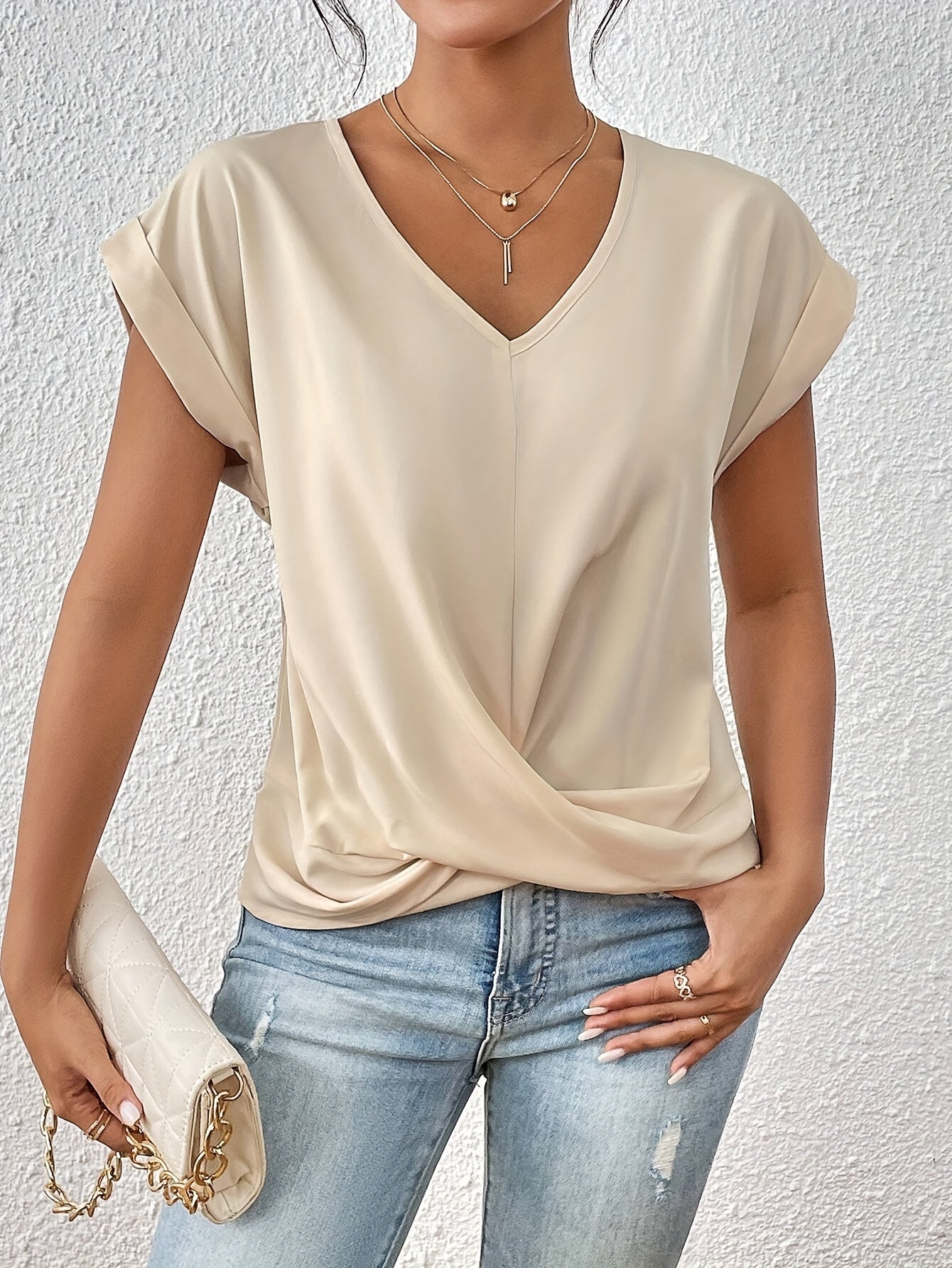 Heidi - T-shirt décontracté avec décolleté en cœur