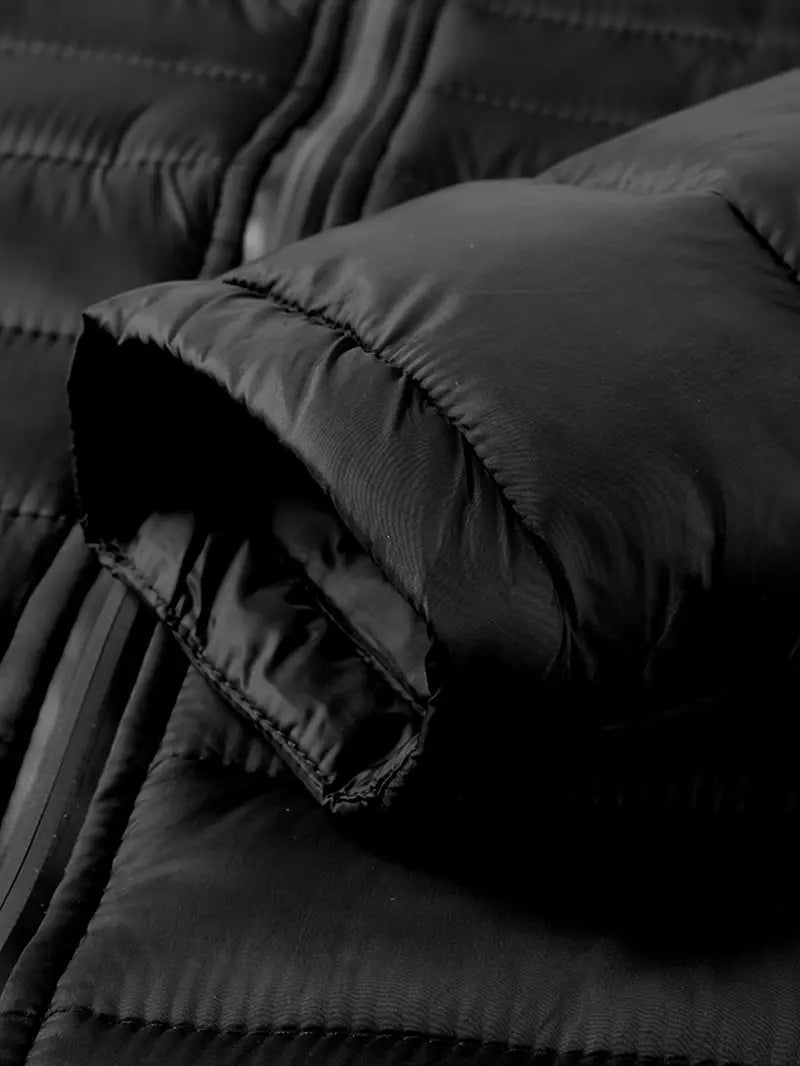 Andřej – Veste élégante pour homme avec capuche