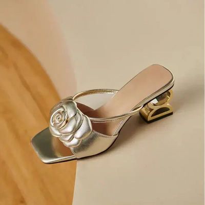 Dera Fleurs Mary Janes