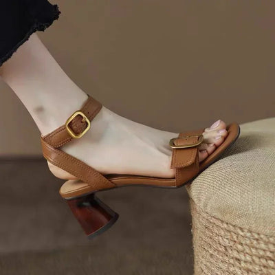 Naomi Élégantes Mary Janes