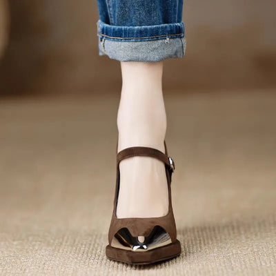 Mora Élégante Mary Janes