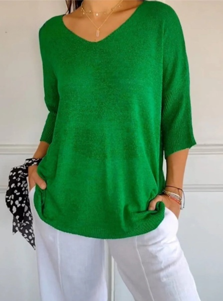 Blouse en tricot unie pour femmes avec manches 3/4 et décolleté en V